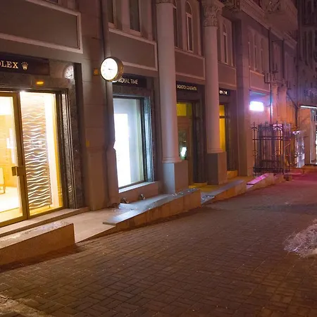 In Khreshchatyk Passage Apartment *